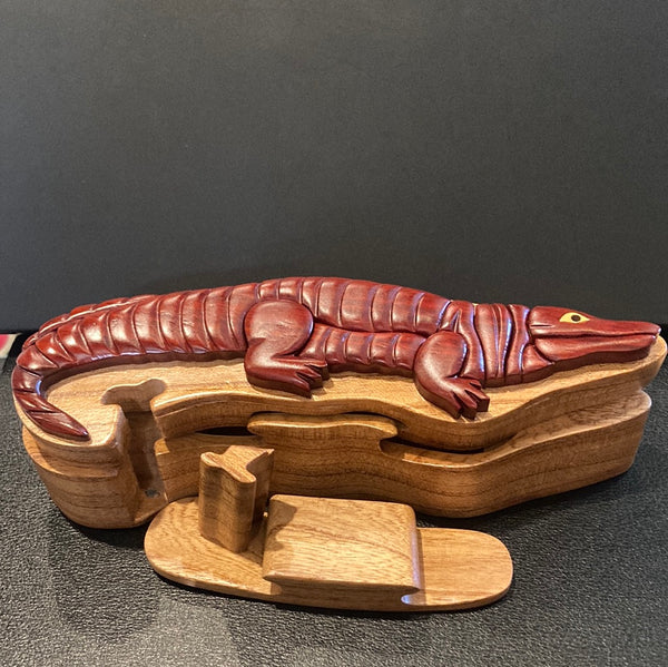 3-D wooden alligator puzzle box