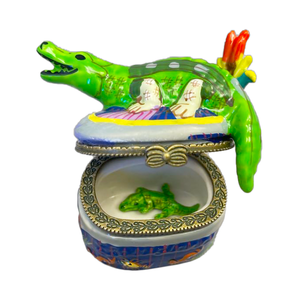 Miniature Enamel Trinket Box with Tiny Alligator