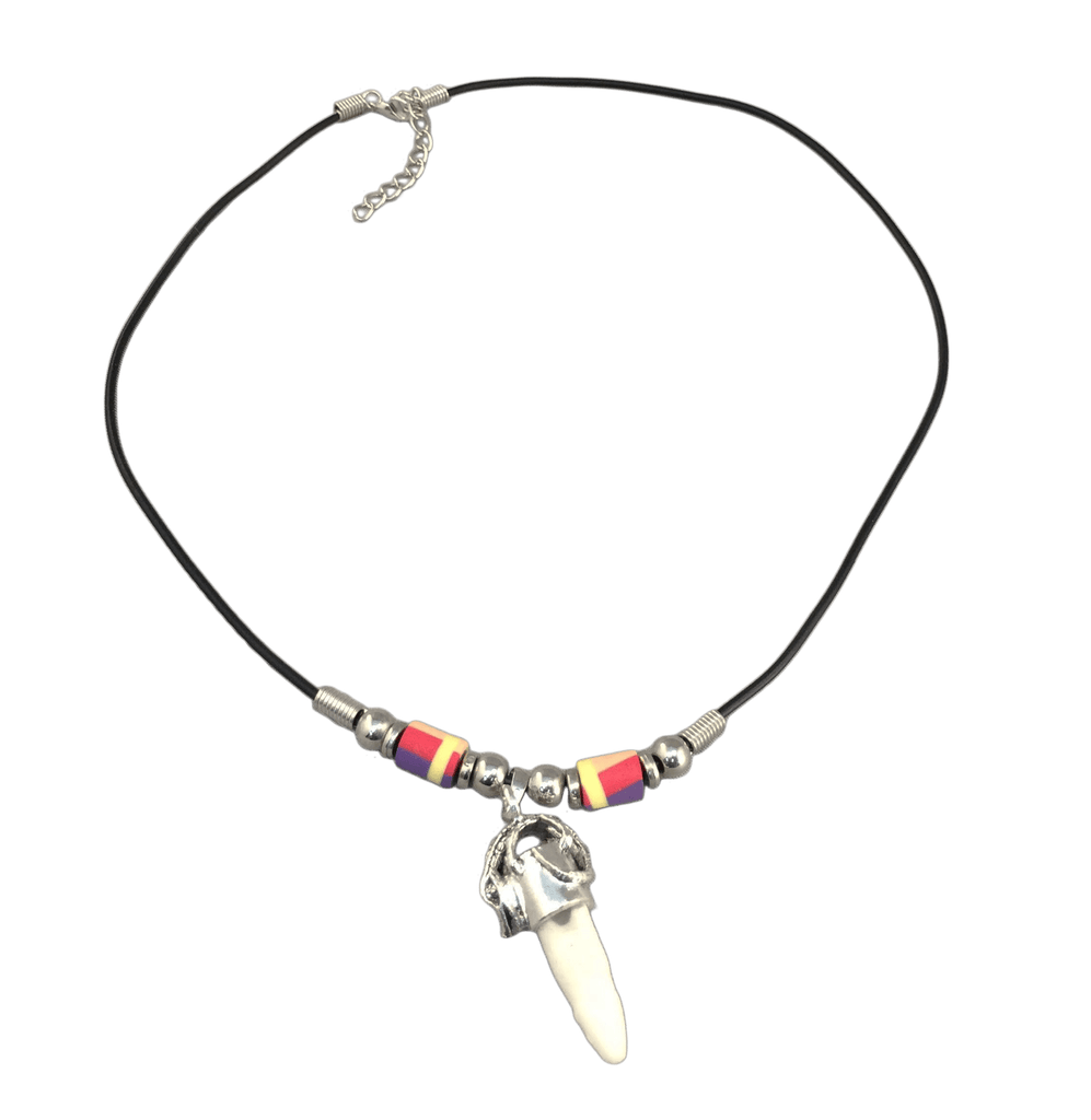 Real alligator 2025 tooth necklace